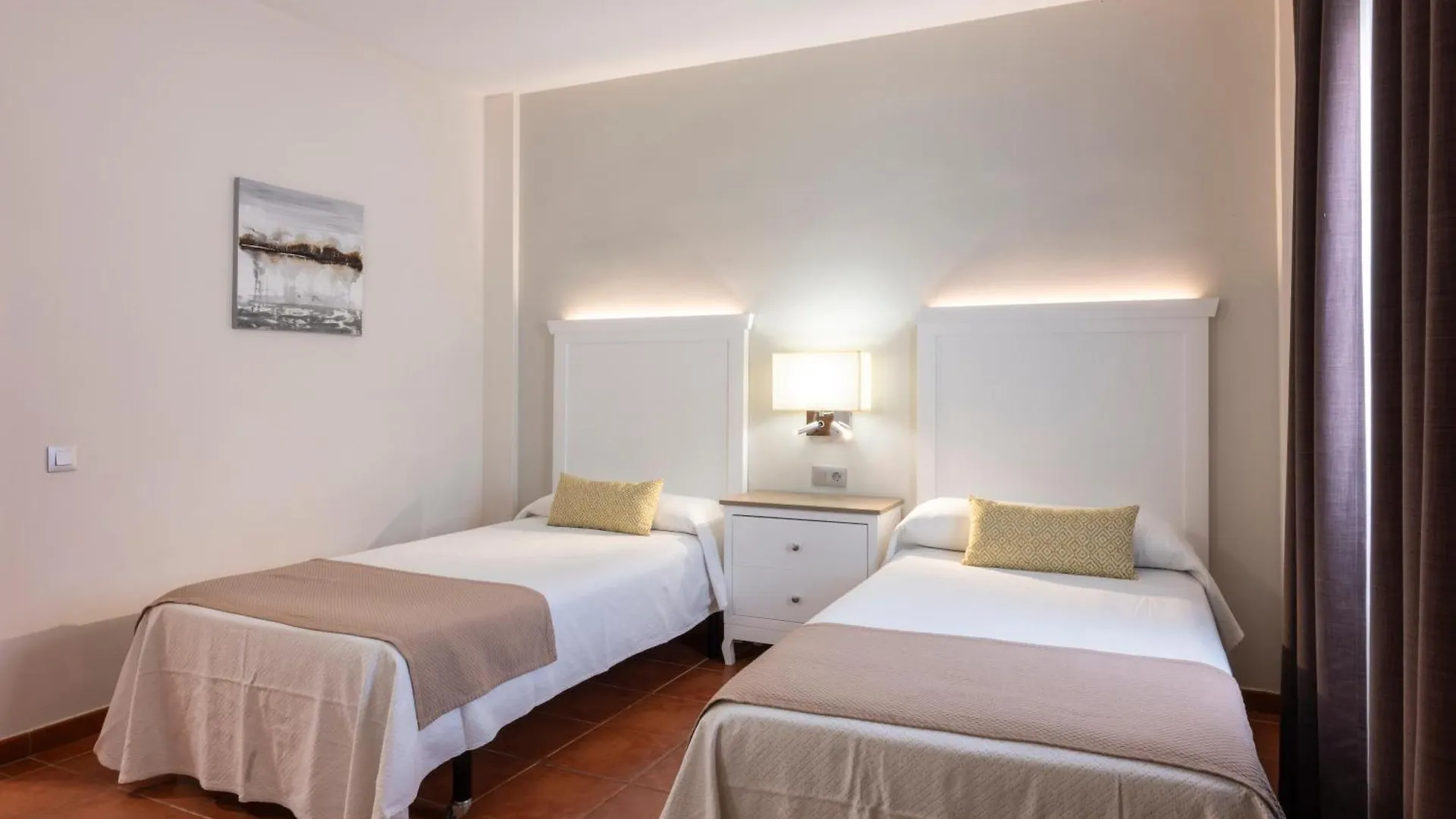 Hotel Gf Isabel Costa Adeje  4*, Costa Adeje (Tenerife) Hiszpania